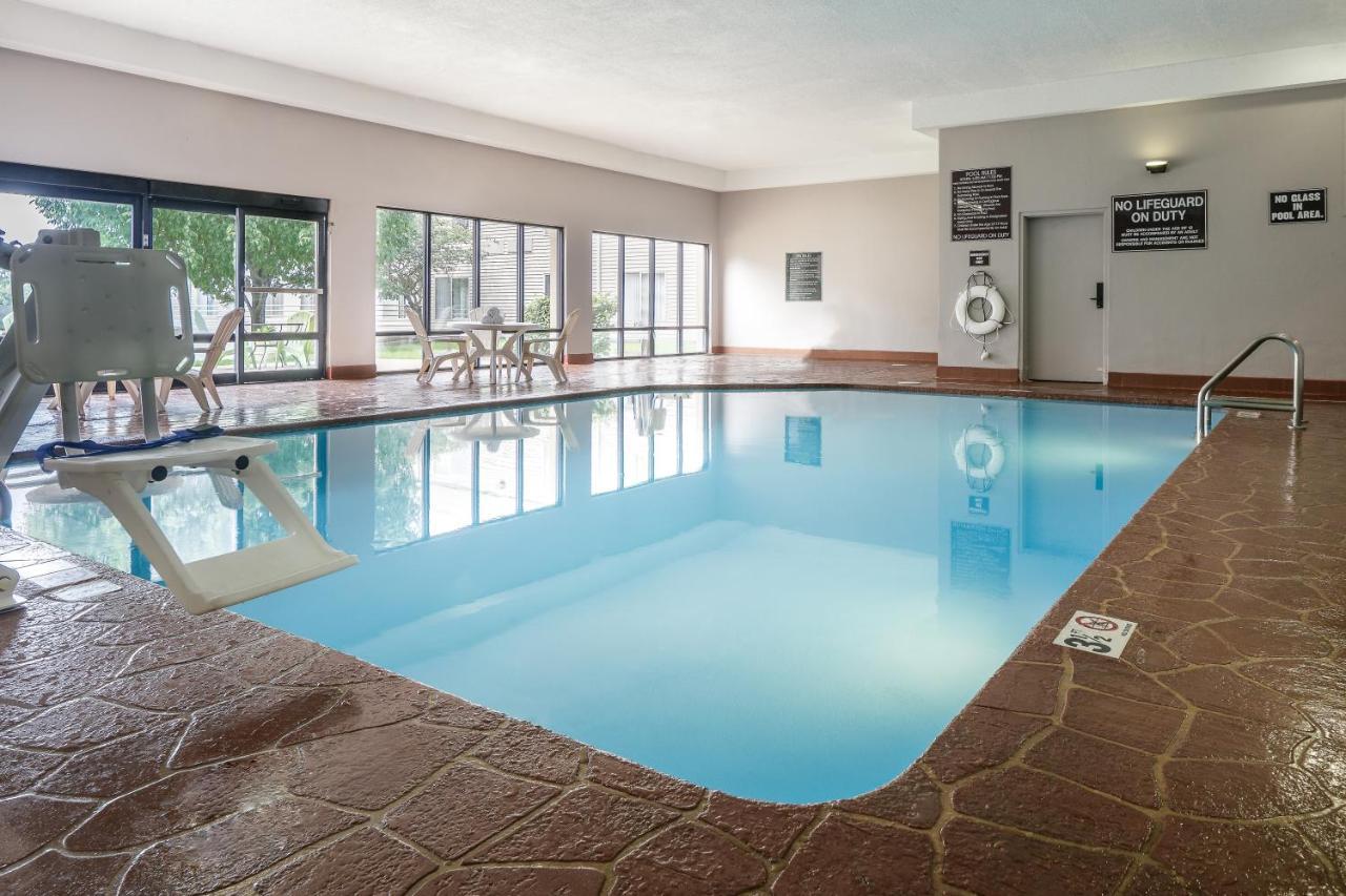 Holiday Inn Coralville - Iowa City By Ihg Kültér fotó